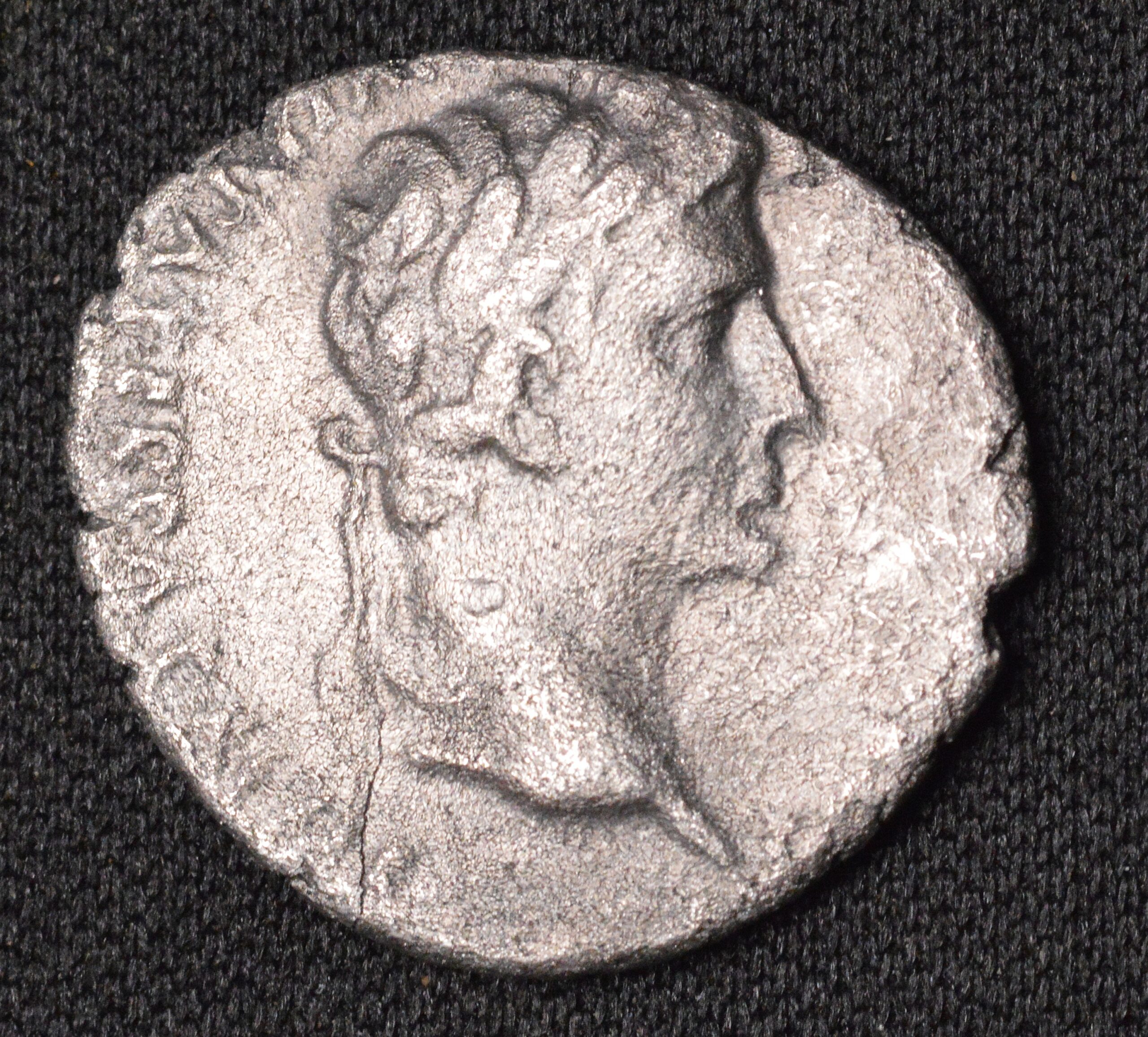 Emperor Octavian Augustus Silver Denarius Very Rare! OLD (27-14 A.D) Coin!