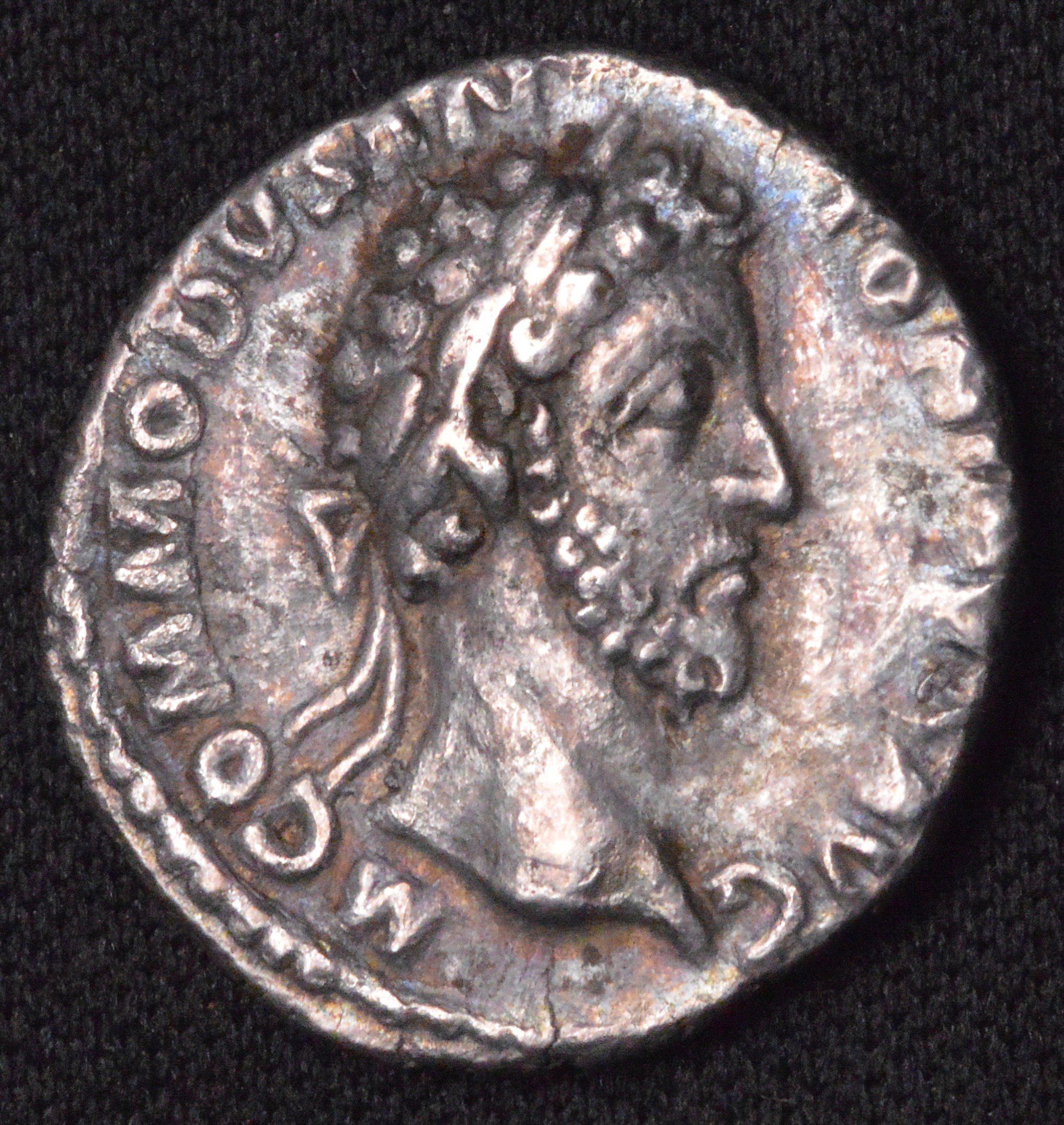 ONE OF OUR NICEST TONED EMPEROR COMMODOUS SILVER DENARIUS COINS!